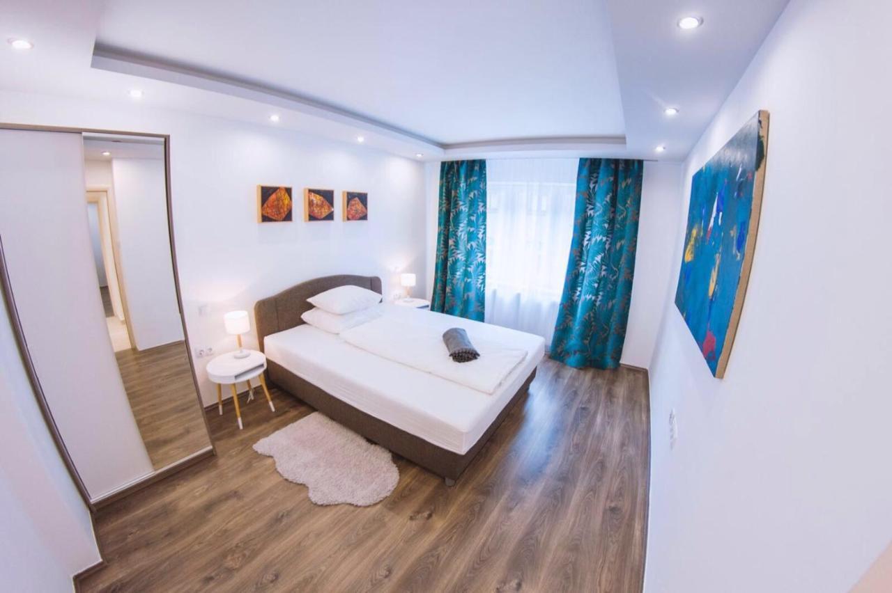 Apartment Goodmood2 With Free Parking 자그레브 외부 사진