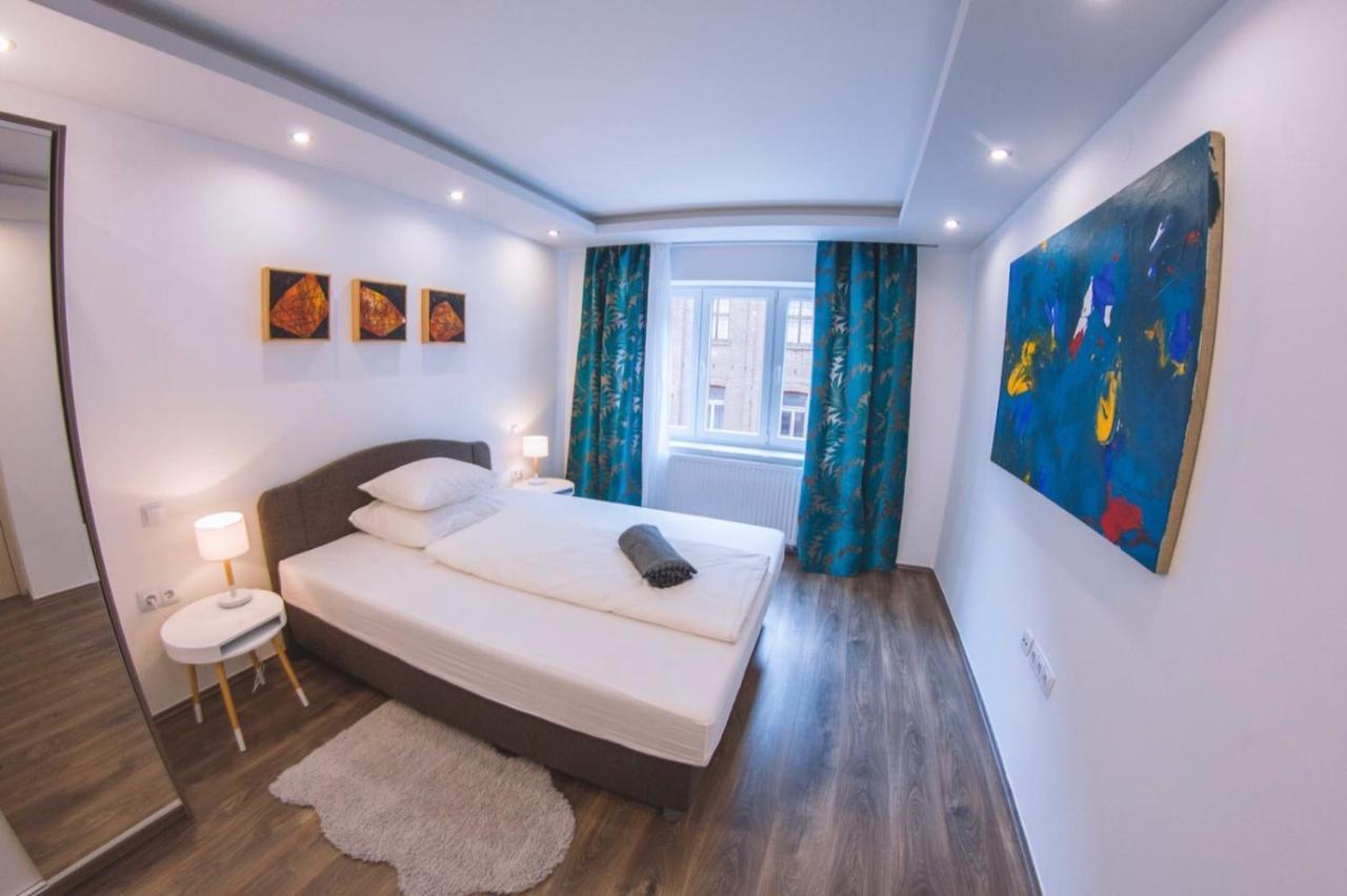 Apartment Goodmood2 With Free Parking 자그레브 외부 사진